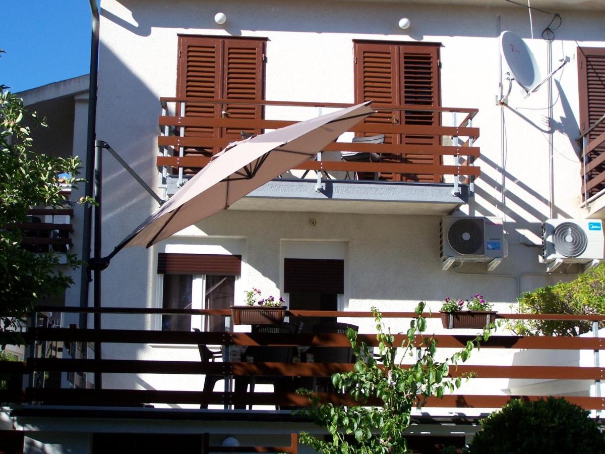 Apartments By The Sea Novalja, Pag - 18154 Esterno foto