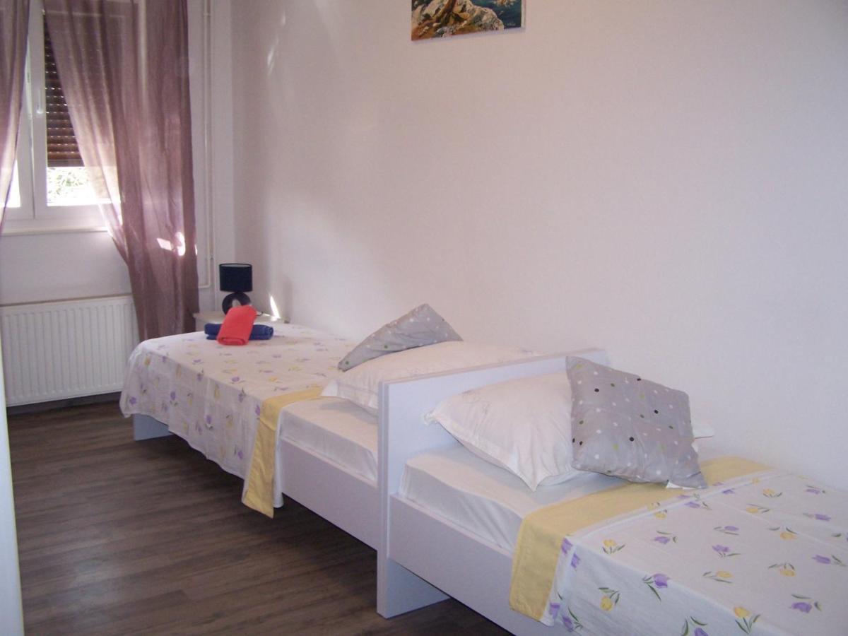 Apartments By The Sea Novalja, Pag - 18154 Esterno foto